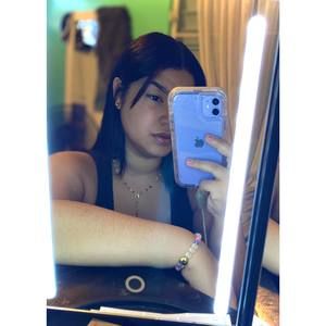 Meet your Posher, Shaynee